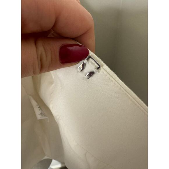 Trina‎ Turk Atwood White Blazer Size 6 - Picture 4 of 8